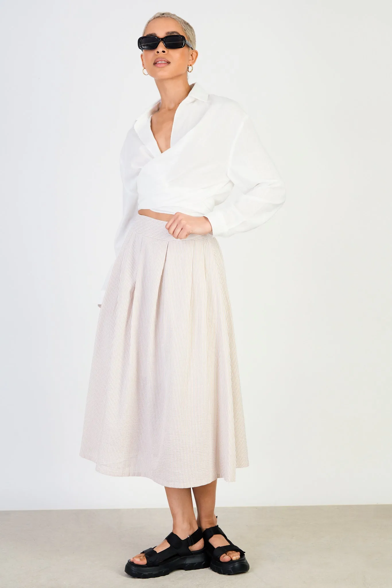 Beige seersucker box pleat skirt