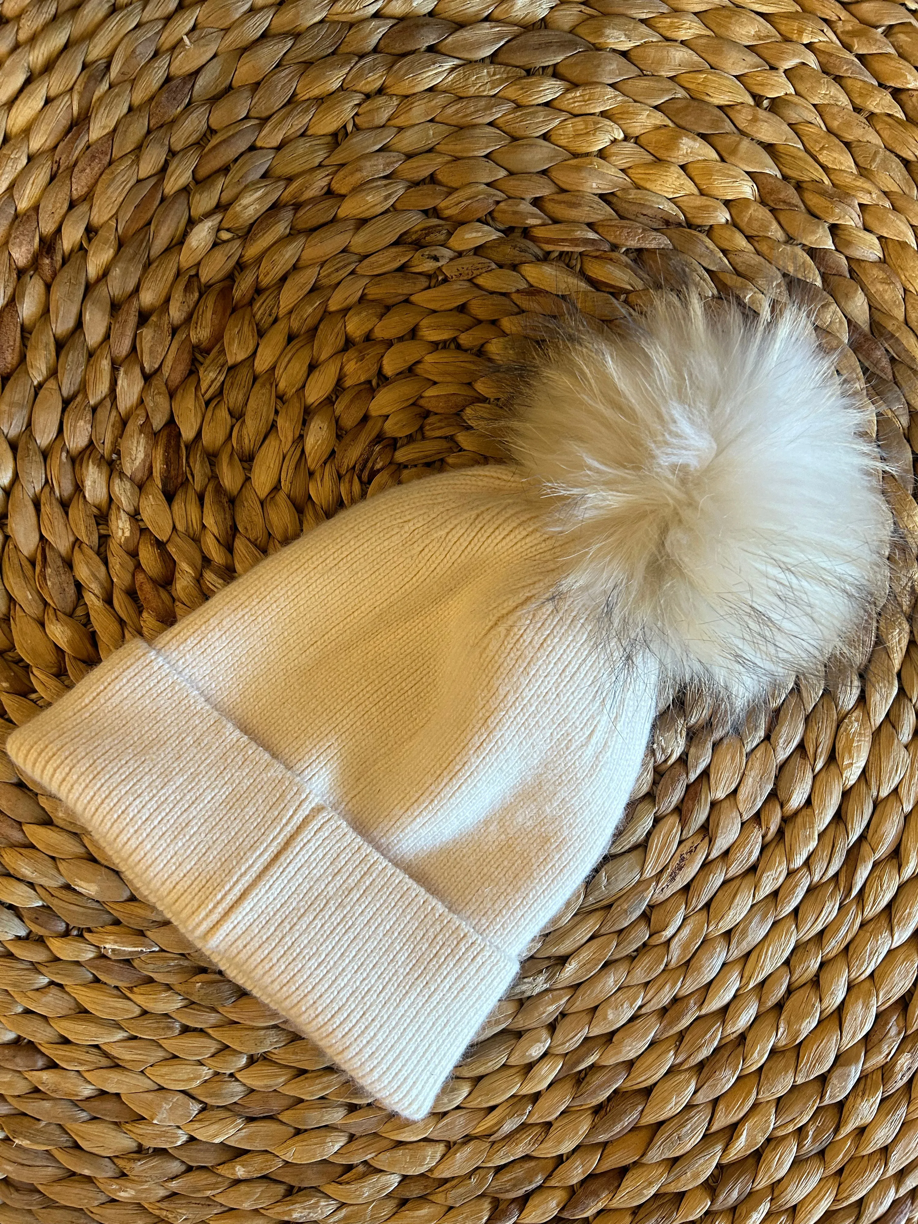 Ronnie Pom Pom Beanie in Ivory